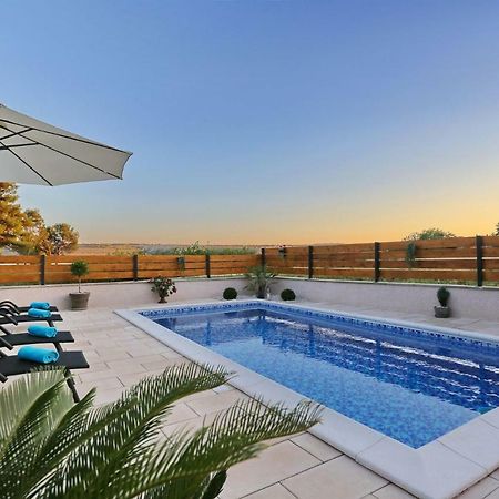 Punta Garden Pool House Villa โพเซดารเย ภายนอก รูปภาพ
