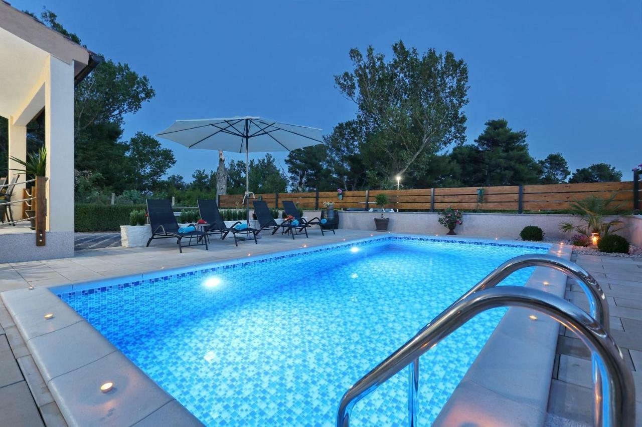 Punta Garden Pool House Villa โพเซดารเย ภายนอก รูปภาพ