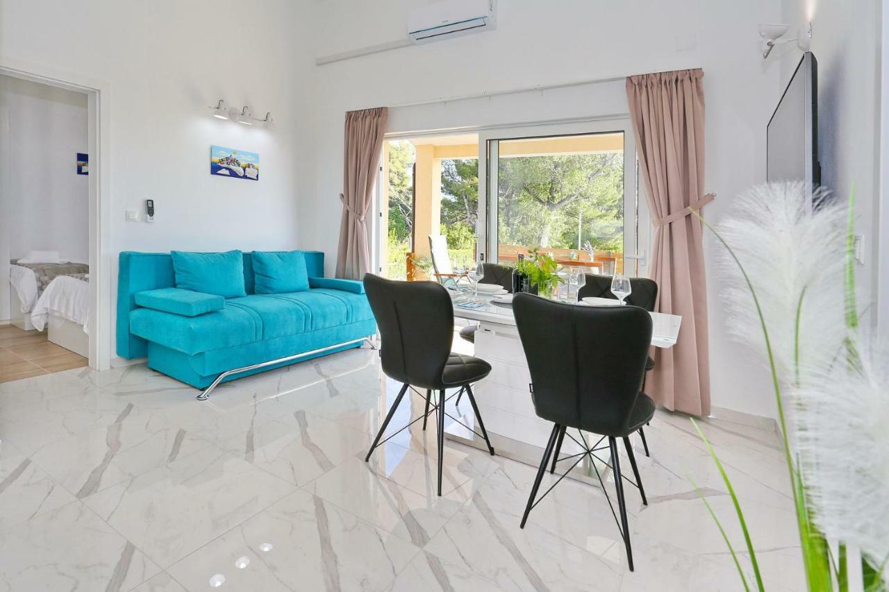 Punta Garden Pool House Villa โพเซดารเย ภายนอก รูปภาพ