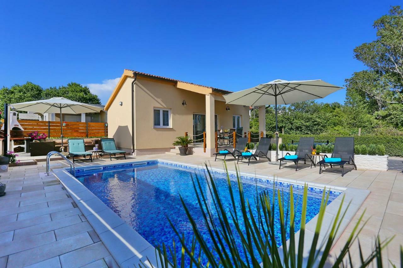 Punta Garden Pool House Villa โพเซดารเย ภายนอก รูปภาพ