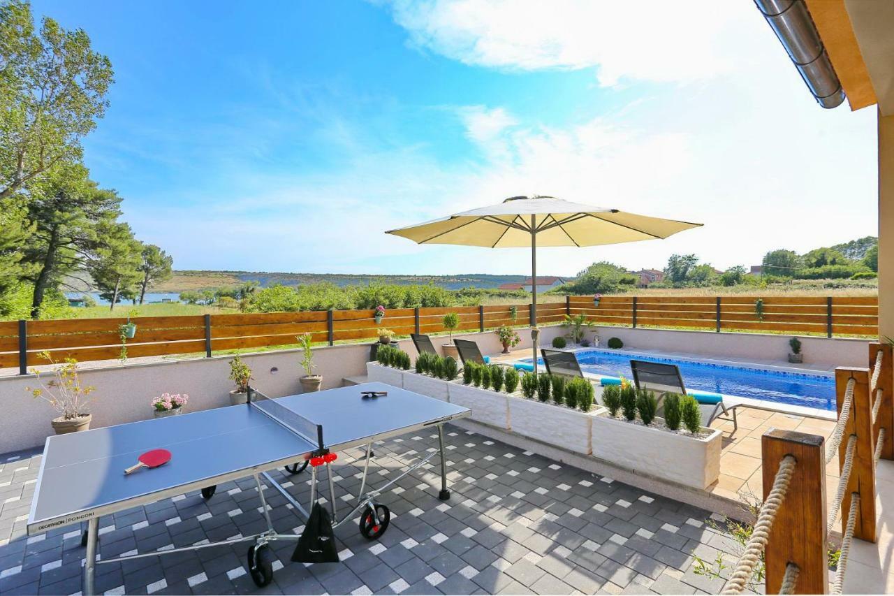 Punta Garden Pool House Villa โพเซดารเย ภายนอก รูปภาพ