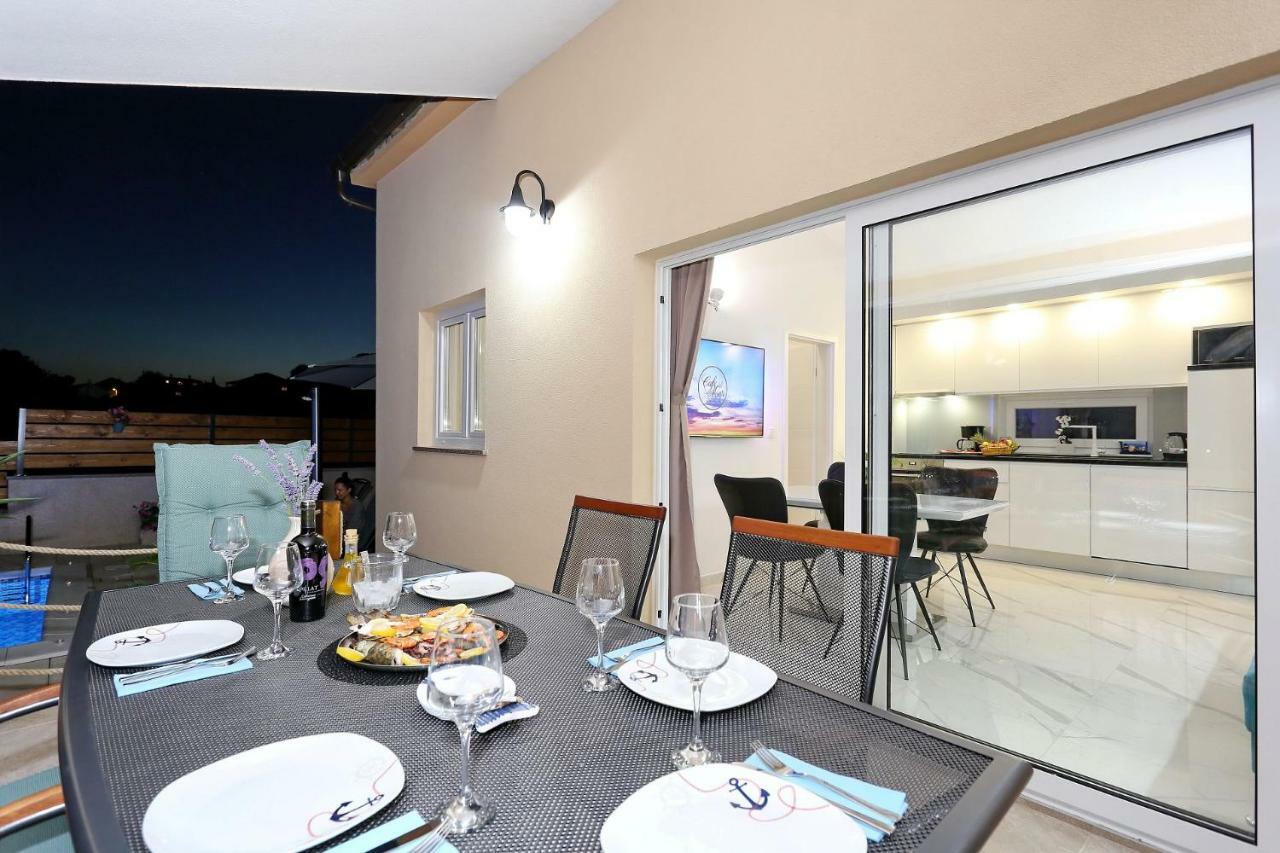 Punta Garden Pool House Villa โพเซดารเย ภายนอก รูปภาพ