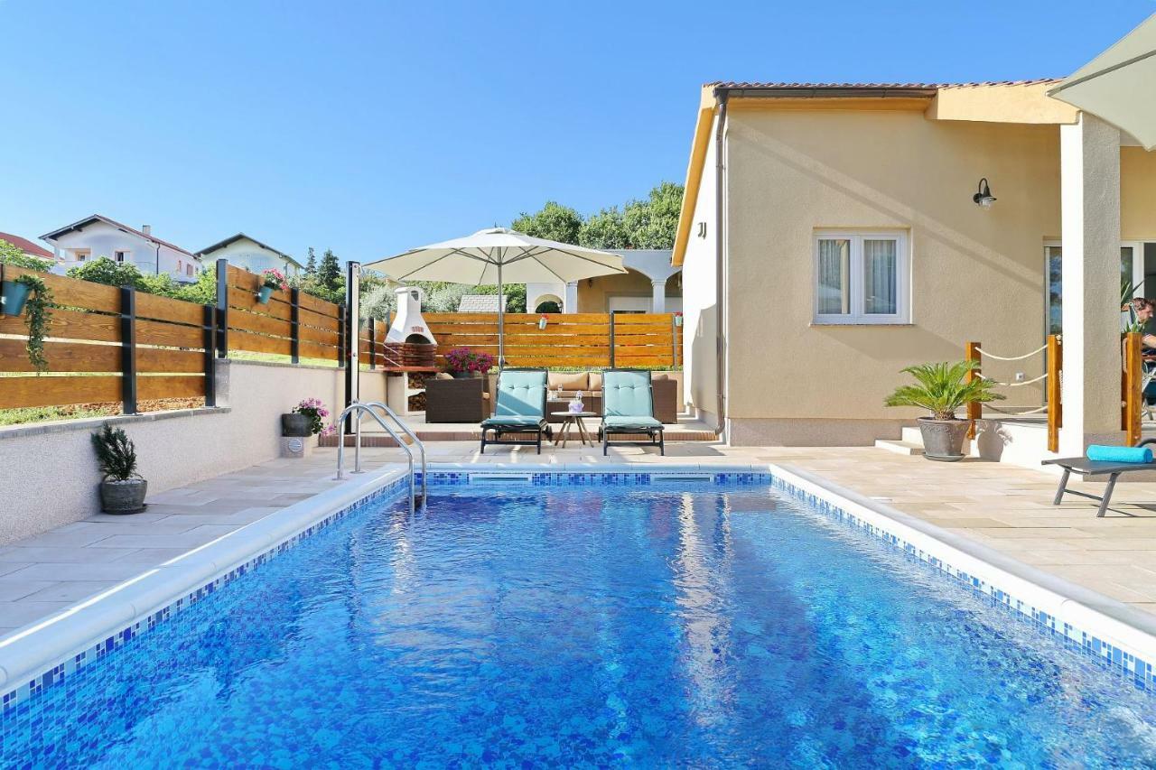 Punta Garden Pool House Villa โพเซดารเย ภายนอก รูปภาพ